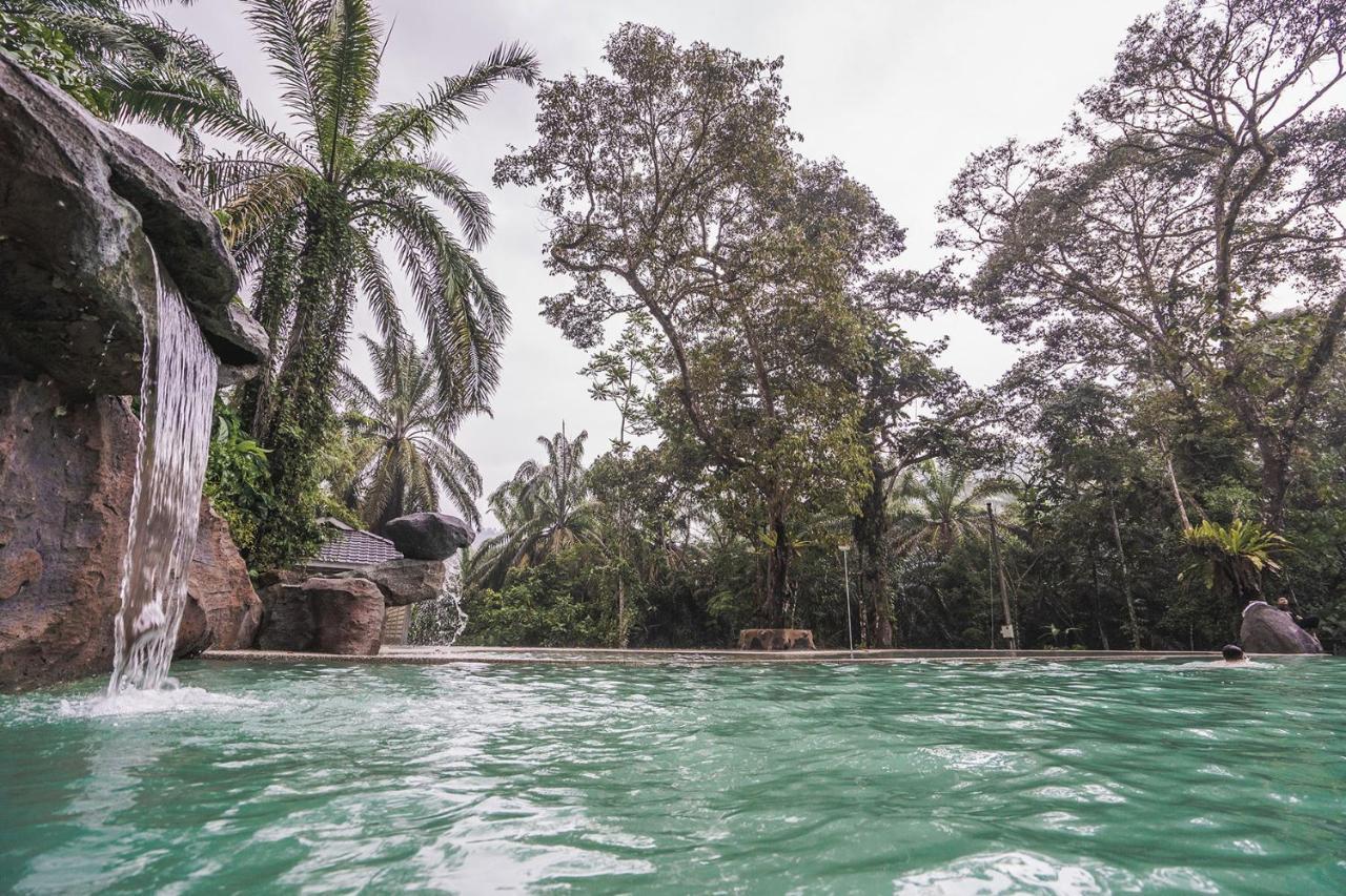 Sementra Hot Spring Nature Resort Gopeng Exterior photo